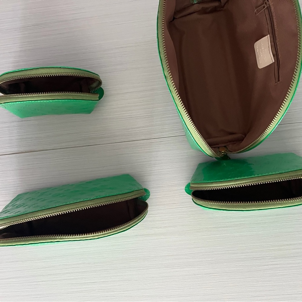 Green Semi-Circle Pouch Set - Picture 5 of 15